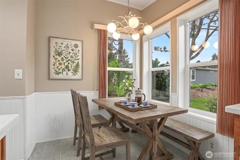 905 243rd Street SW Bothell WA 98021