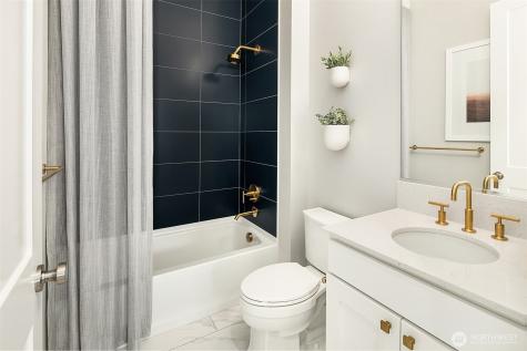 34026 Buckeye Avenue SE Black Diamond WA 98010