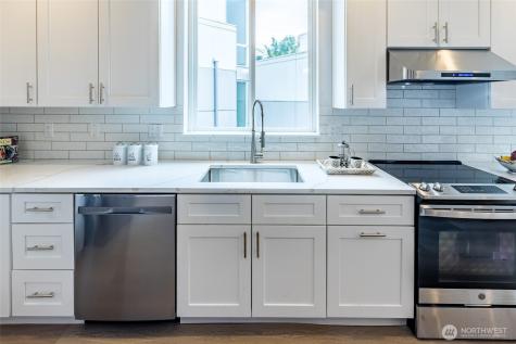 1015 Sturgus Avenue S Seattle WA 98144