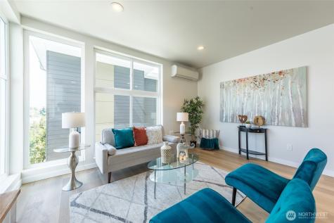 1015 Sturgus Avenue S Seattle WA 98144