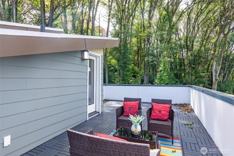 1015 Sturgus Avenue S Seattle WA 98144