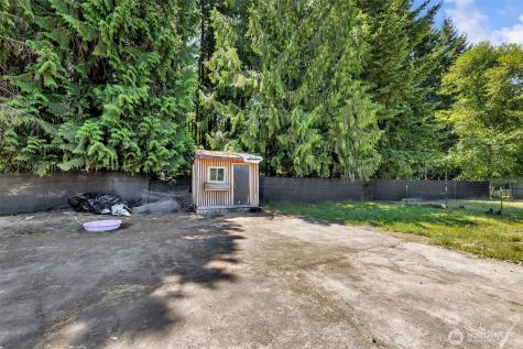 241 Foster Creek Road Toledo WA 98591