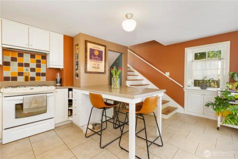 7708 35th Avenue S Seattle WA 98118