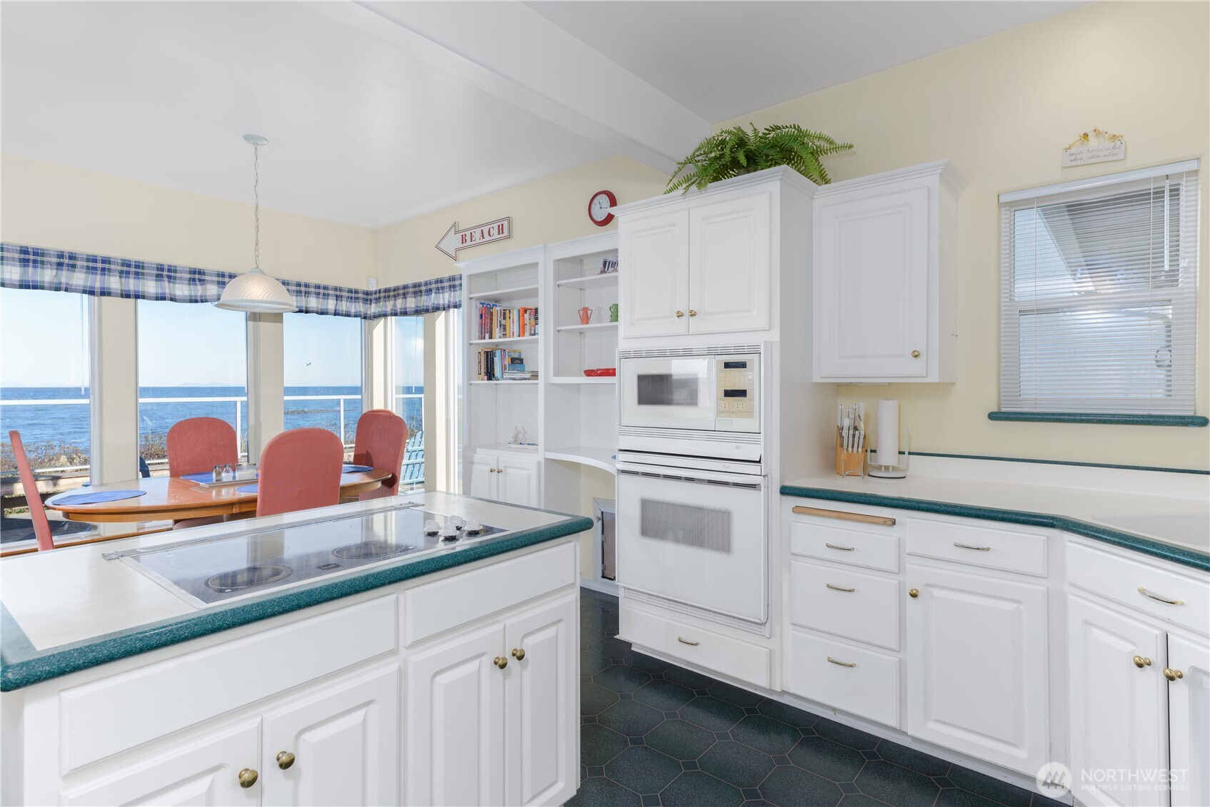 190 Diamond Shore Lane Sequim WA 98382