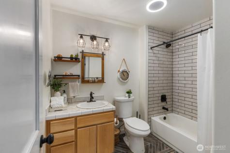 11700 198th Ave SE Issaquah WA 98027