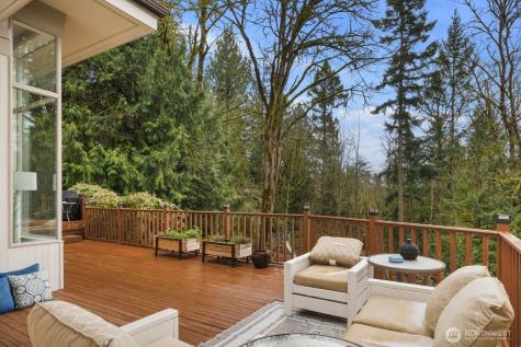 11700 198th Ave SE Issaquah WA 98027