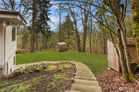 11700 198th Ave SE Issaquah WA 98027
