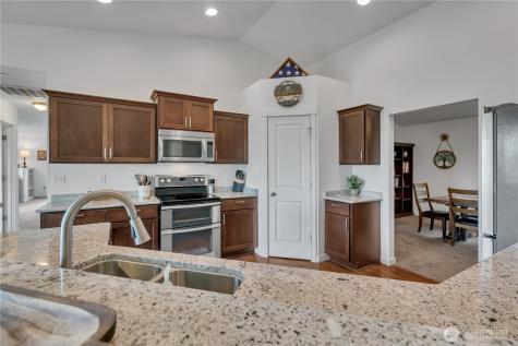 25906 272nd Avenue SE Ravensdale WA 98051