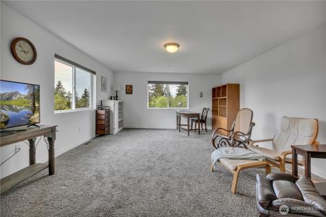 25906 272nd Avenue SE Ravensdale WA 98051
