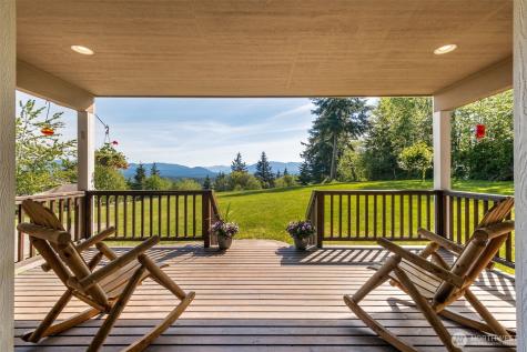 25906 272nd Avenue SE Ravensdale WA 98051