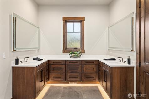 221 Tipple Hill Loop Cle Elum WA 98922