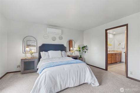 25028 SE Mirrormont Boulevard Issaquah WA 98027