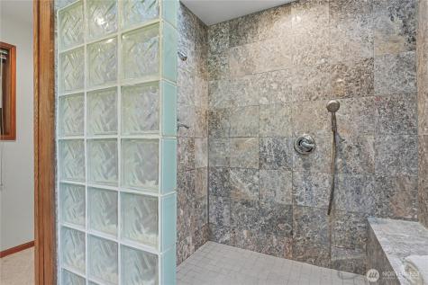 25028 SE Mirrormont Boulevard Issaquah WA 98027
