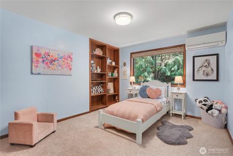 25028 SE Mirrormont Boulevard Issaquah WA 98027