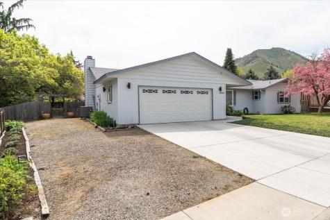 1711 Lexington Place Wenatchee WA 98801