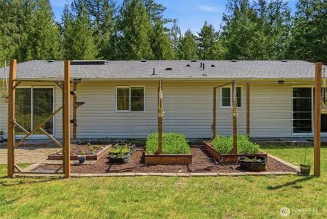 297 Lewis Road W Seabeck WA 98380