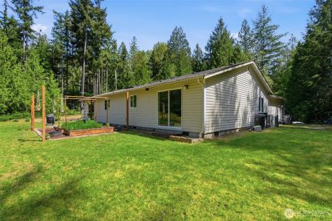 297 Lewis Road W Seabeck WA 98380