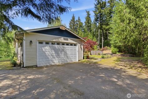 297 Lewis Road W Seabeck WA 98380