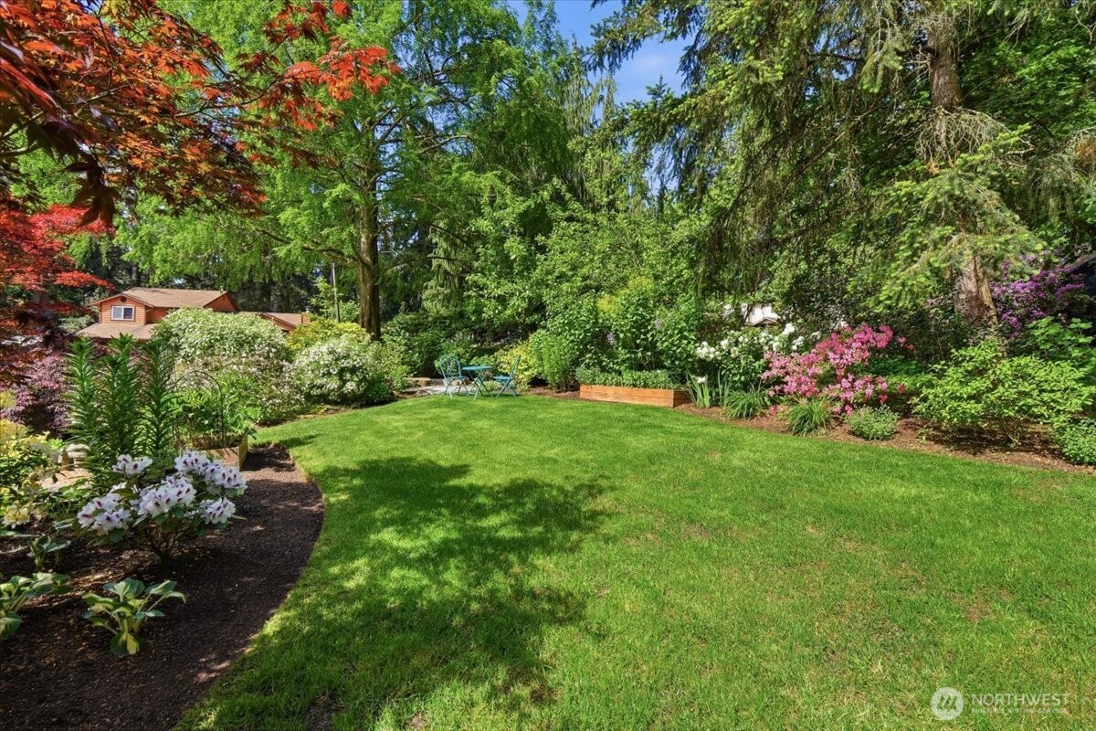 1610 202nd Place SW Lynnwood WA 98036