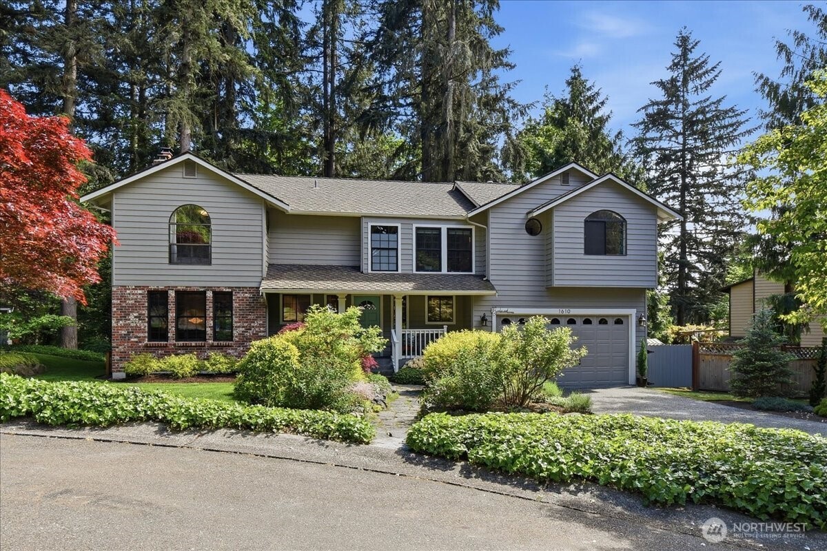 1610 202nd Place SW Lynnwood WA 98036