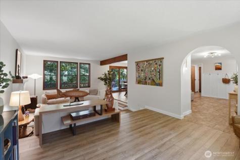 1610 202nd Place SW Lynnwood WA 98036