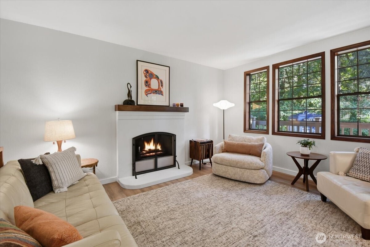 1610 202nd Place SW Lynnwood WA 98036