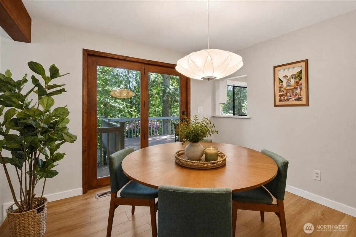 1610 202nd Place SW Lynnwood WA 98036