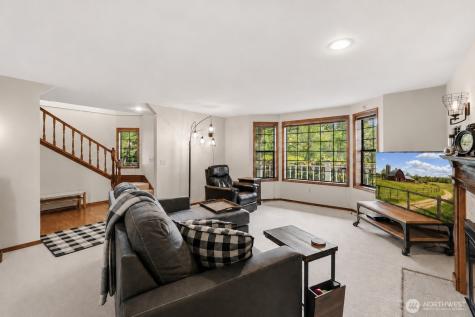 33339 5th Place SW Federal Way WA 98023