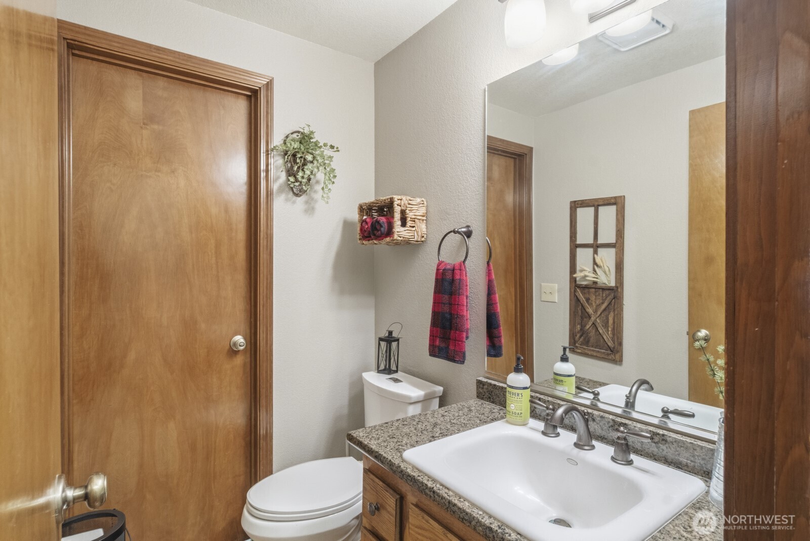 33339 5th Place SW Federal Way WA 98023