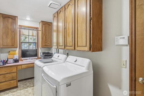 33339 5th Place SW Federal Way WA 98023