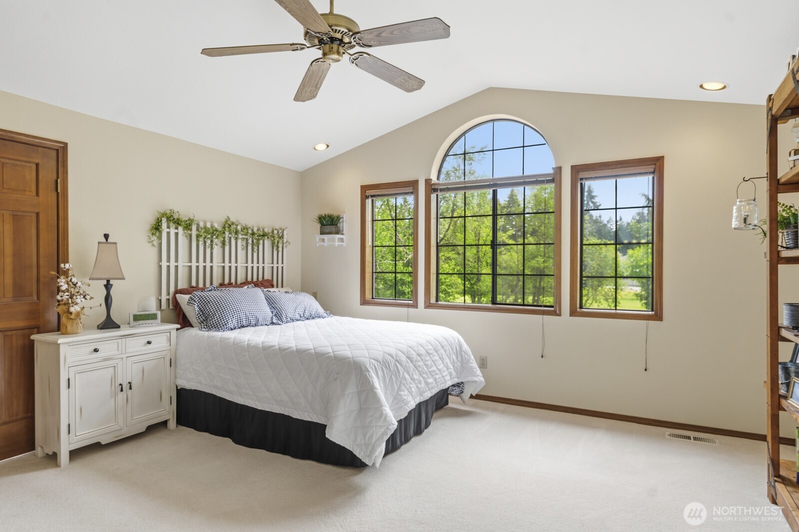 33339 5th Place SW Federal Way WA 98023