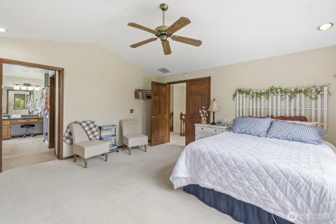 33339 5th Place SW Federal Way WA 98023