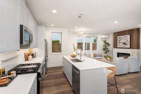 639 18th Avenue W Kirkland WA 98033