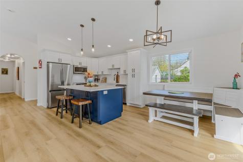 461 NW Jefferson Street Stevenson WA 98648