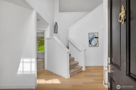 24422 SE 46th Court Sammamish WA 98029