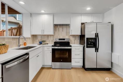 24422 SE 46th Court Sammamish WA 98029