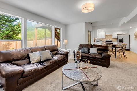 24422 SE 46th Court Sammamish WA 98029