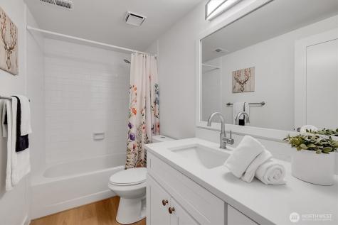24422 SE 46th Court Sammamish WA 98029