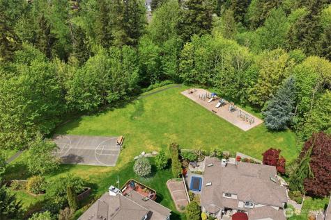 24422 SE 46th Court Sammamish WA 98029