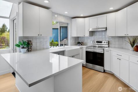 24422 SE 46th Court Sammamish WA 98029