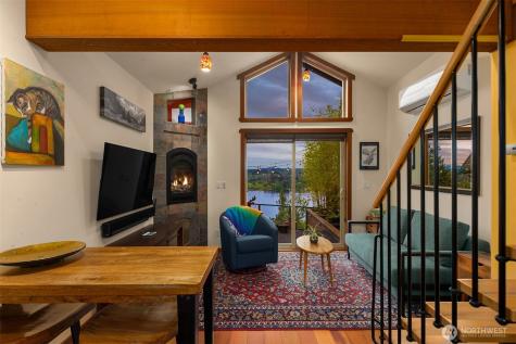 8909 NE 118th Place Kirkland WA 98034
