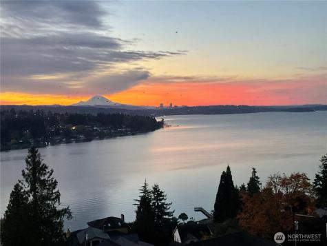 8909 NE 118th Place Kirkland WA 98034