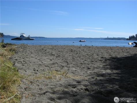 8909 NE 118th Place Kirkland WA 98034