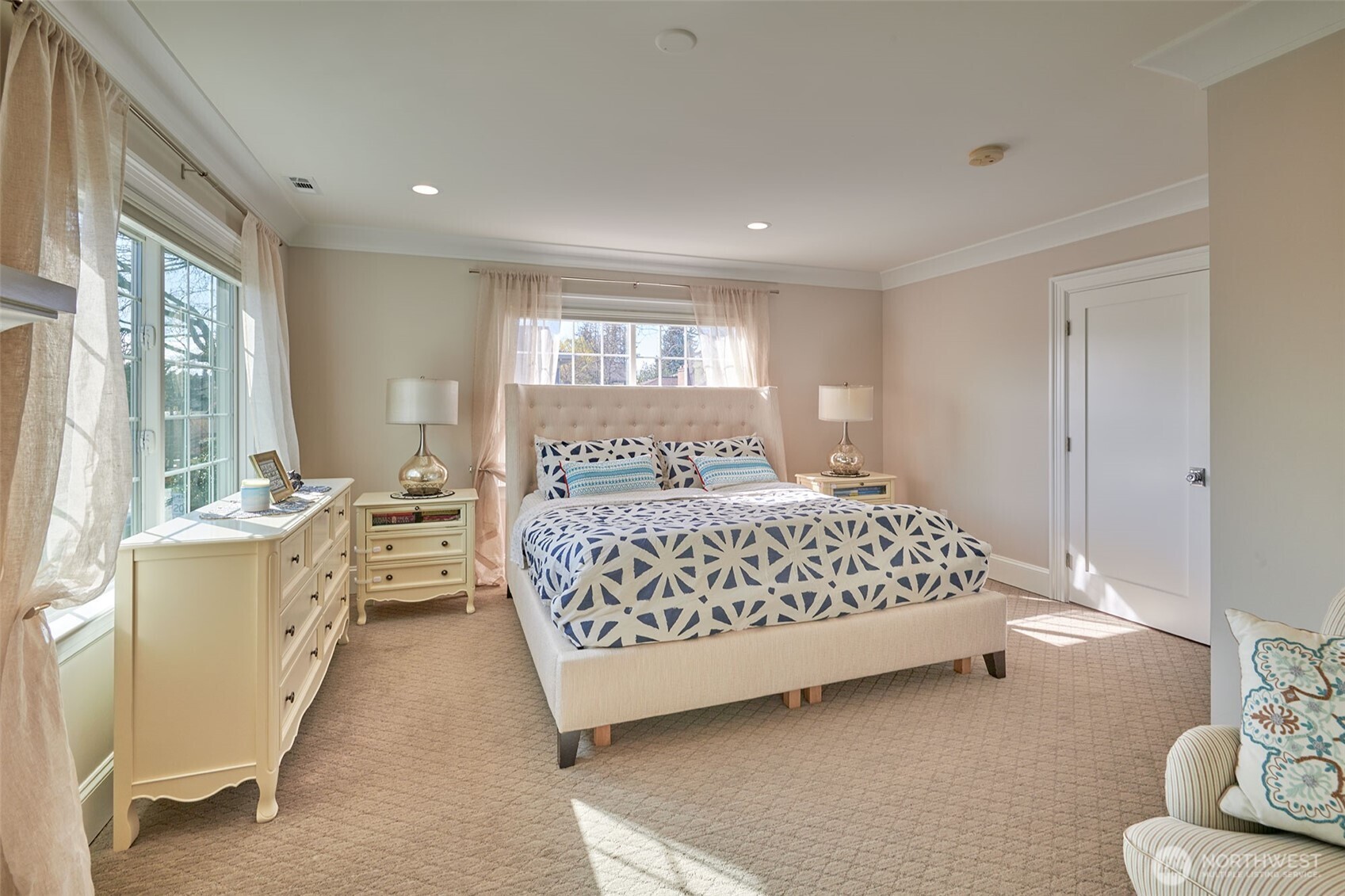 2736 34th Avenue S Seattle WA 98144