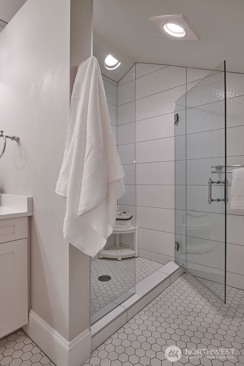 2736 34th Avenue S Seattle WA 98144