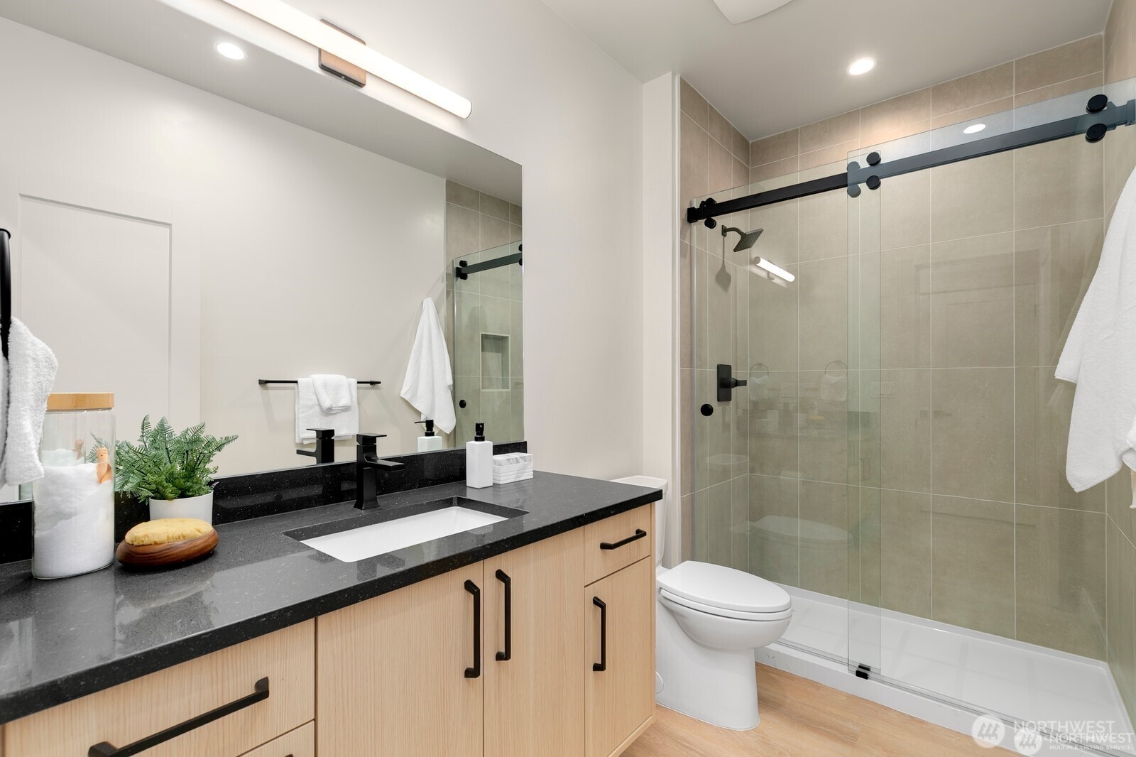 3032 NE Blakeley Street Seattle WA 98105