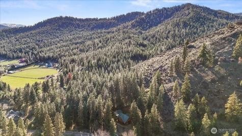 4492 Nile Road Naches WA 98937