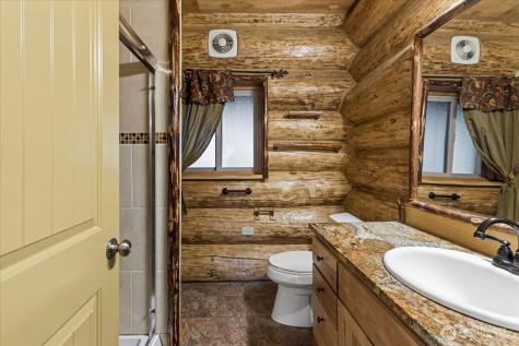 4492 Nile Road Naches WA 98937