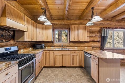 4492 Nile Road Naches WA 98937
