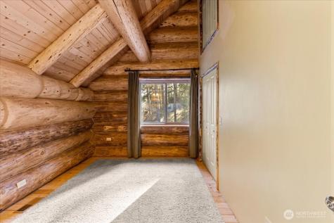 4492 Nile Road Naches WA 98937